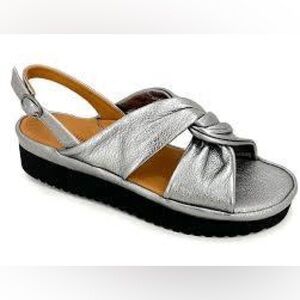 L'AMOUR DES PIEDS Women's Silver Leather Sandals